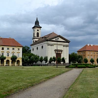 Terezín, Central square (© RomanM82; Wikipedia; CC BY-SA 3.0)